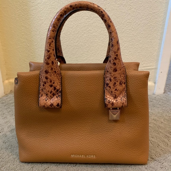 Michael Kors Purse - Picture 1 of 6
